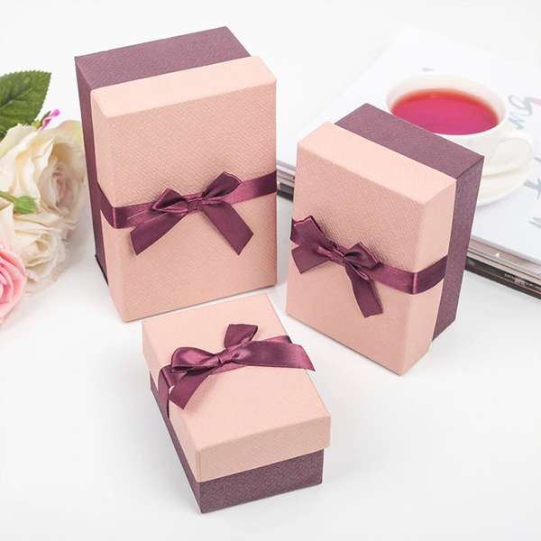 Custom Printed Birthday Gift Packaging Boxes