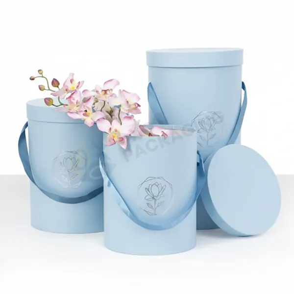 large round boxes with lids